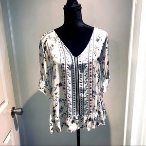 Lucky Brand Los Angeles V neck boho top